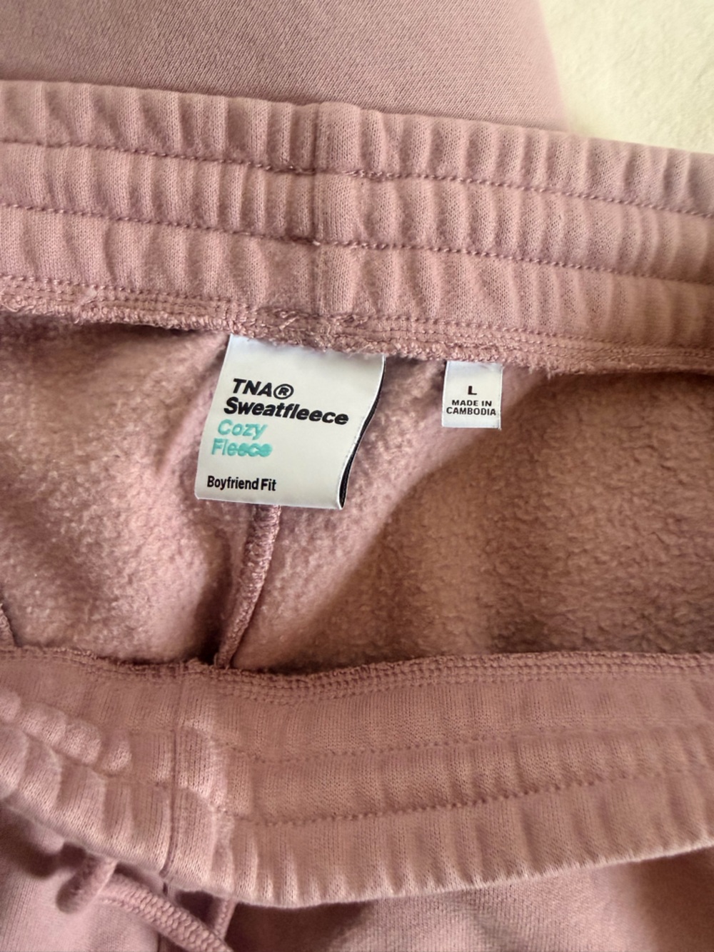 Aritzia Mauve Crewneck Sweatshirt & Joggers Set - Picture 4 of 4